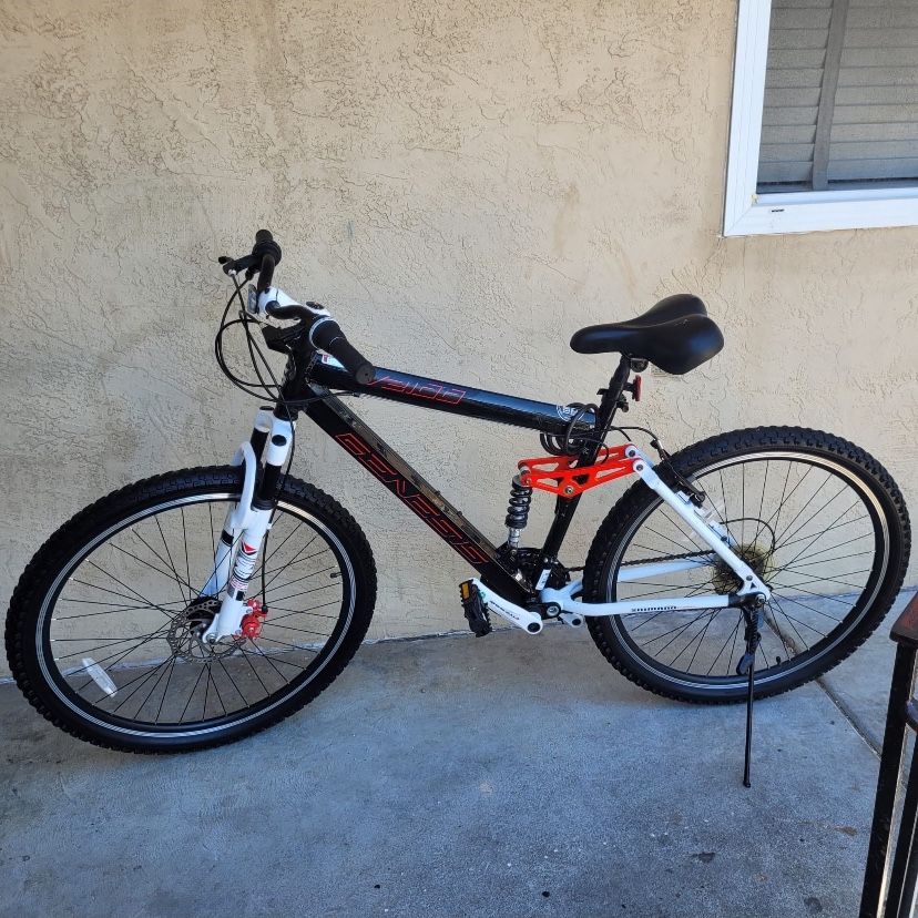 GENESIS V2100 mountain bike Full suspension 27.5 inch 21 speed. like new for Sale in Fremont CA OfferUp