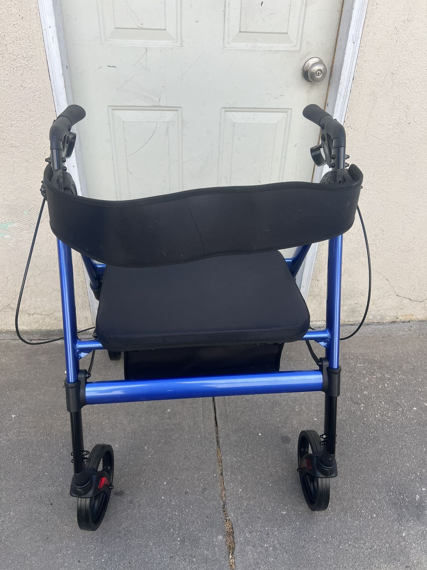 ROLLING WALKER OVERSIZED