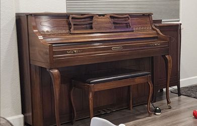 Free piano