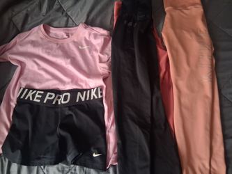 Workout clothes bundle size small