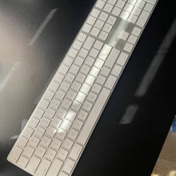Apple Magic Keyboard - With Number Pad 