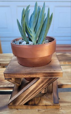 SMALL WOODEN PLANT HOLDER !*! HANDCRAFTED