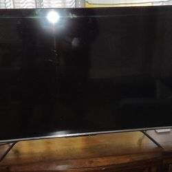 55 Inch Hisense Flat Screen TV