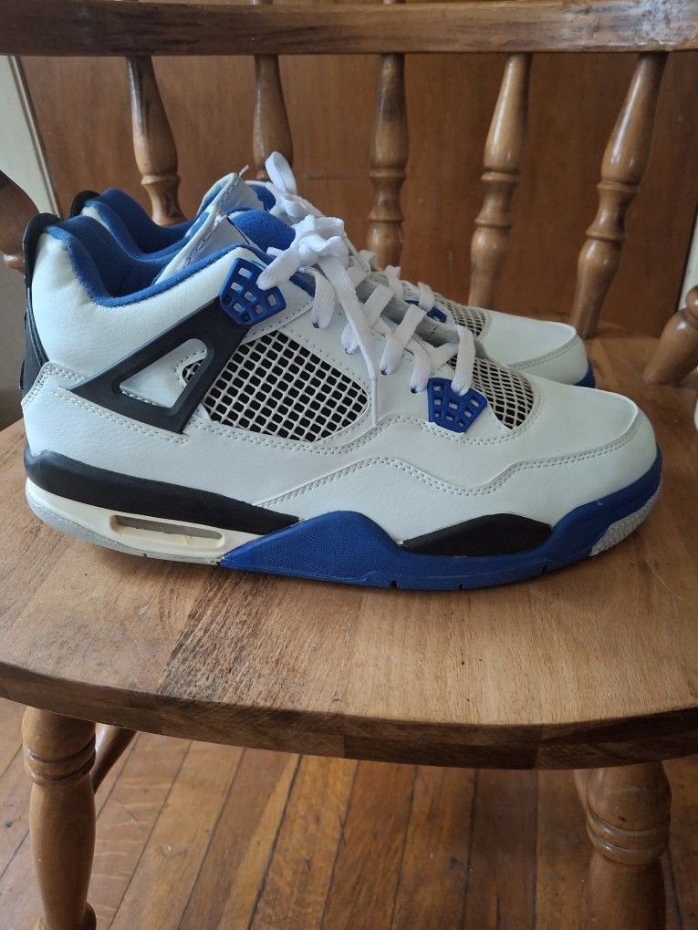 Mens Size 10 New
