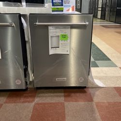 New KitchenAid Stainless Steel Dishwasher‼️‼️‼️
