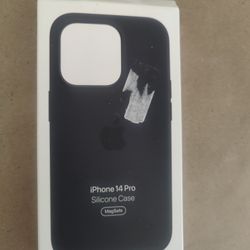 Apple iPhone 14 Silicone Case Mag safe