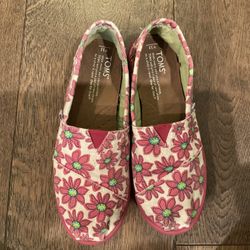 Toms Kids Girl's pink flowers Size Y3.5 alpargatas shoes