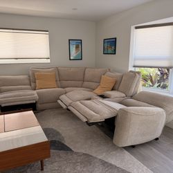 Powered Reclining Sofa 