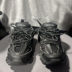 Balenciaga Track 