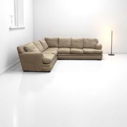 Mor Furniture Sectional | 🚛 WHITE GLOVE DELIVERY Available