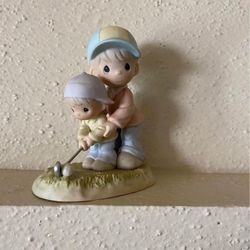 Precious Moments “You always stand behind me” Figurine