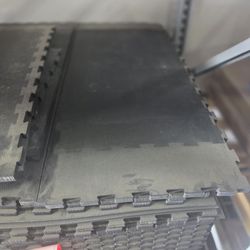 Puzzle Rubber / Gym Flooring