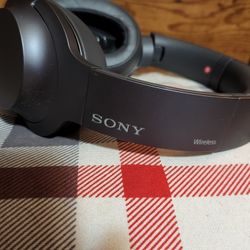 Sony Wireless Headphones 