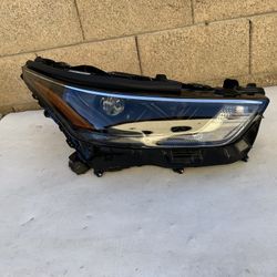 Toyota Highlander Headlight 2020-2023, Toyota Highlander Headlamp, OEM ORIGINAL TOYOTA HEADLIGHT, Projector with LED, passenger side 