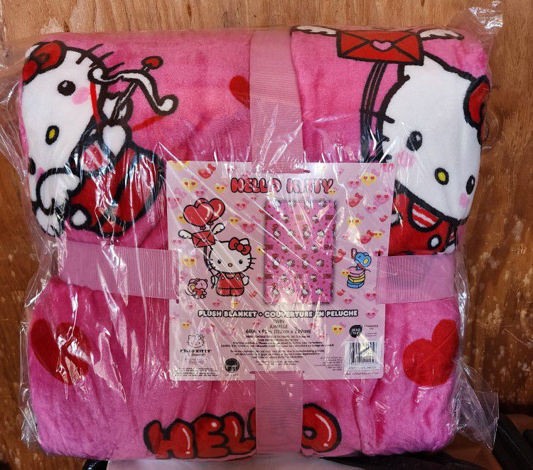 Hello Kitty Cupid Heart Bow & Arrow TWIN Blanket