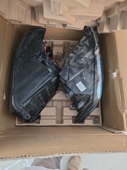2012 Ram 1500 headlights
