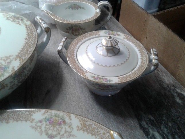 90 Pieces Noritake Occupied Japan 1940s