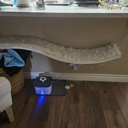 Refined Feline Lotus Cat Shelf in White