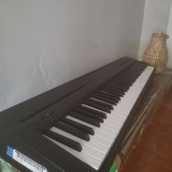 Yamaha P-45 Digital Keyboard / Piano