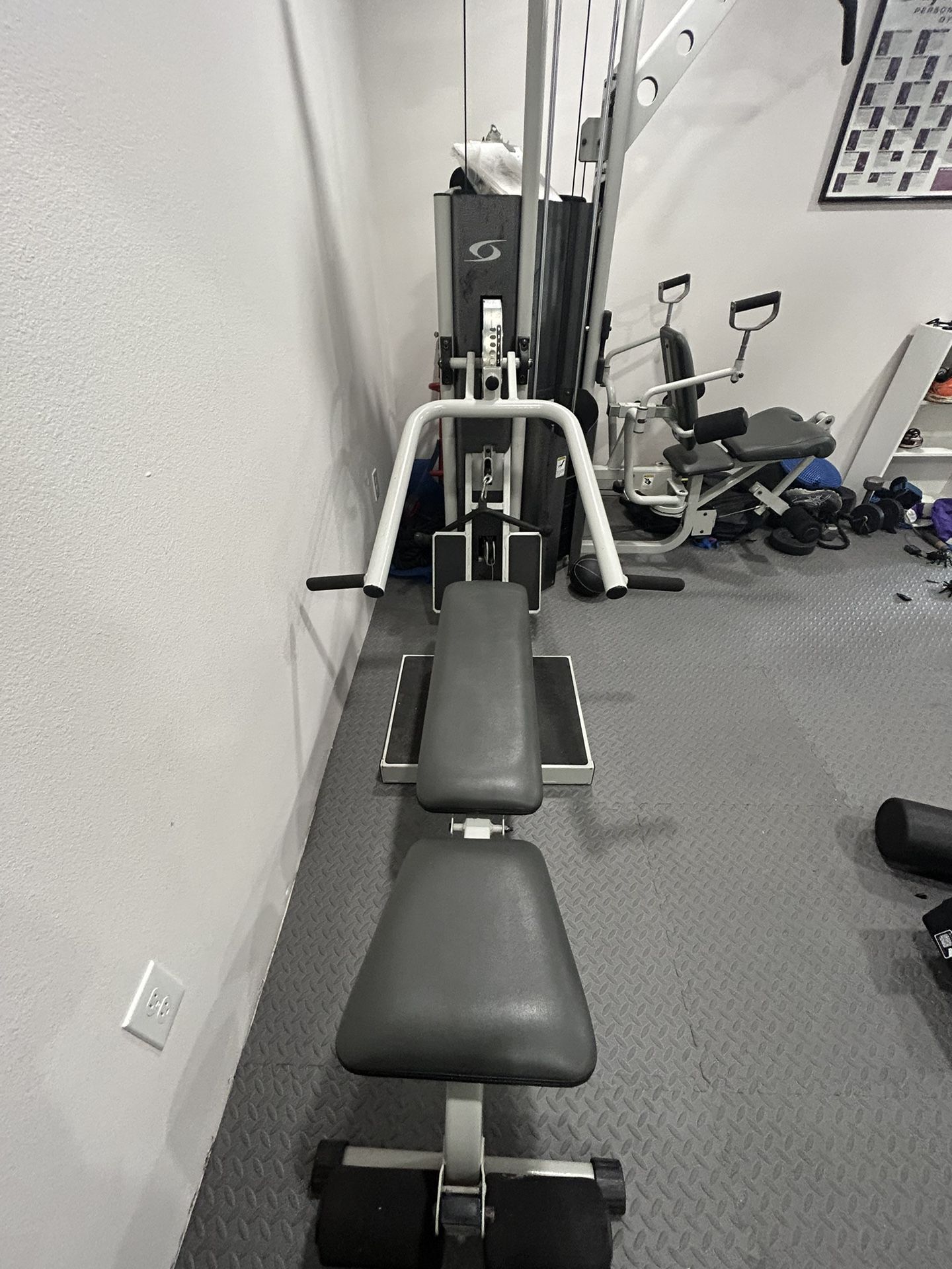 Cybex Work Out Station for Sale in San Antonio TX OfferUp