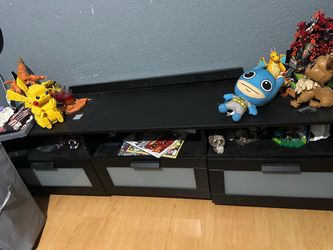 Ikea 3 drawer tv stand