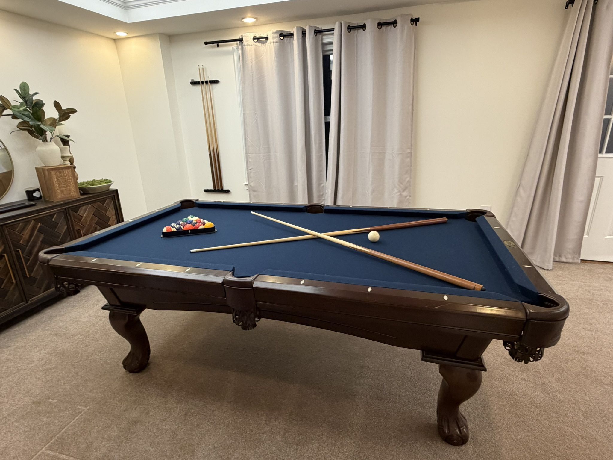 Mallory 7’ Pool Table by Legacy Billiards – Excellent Condition + Extras
