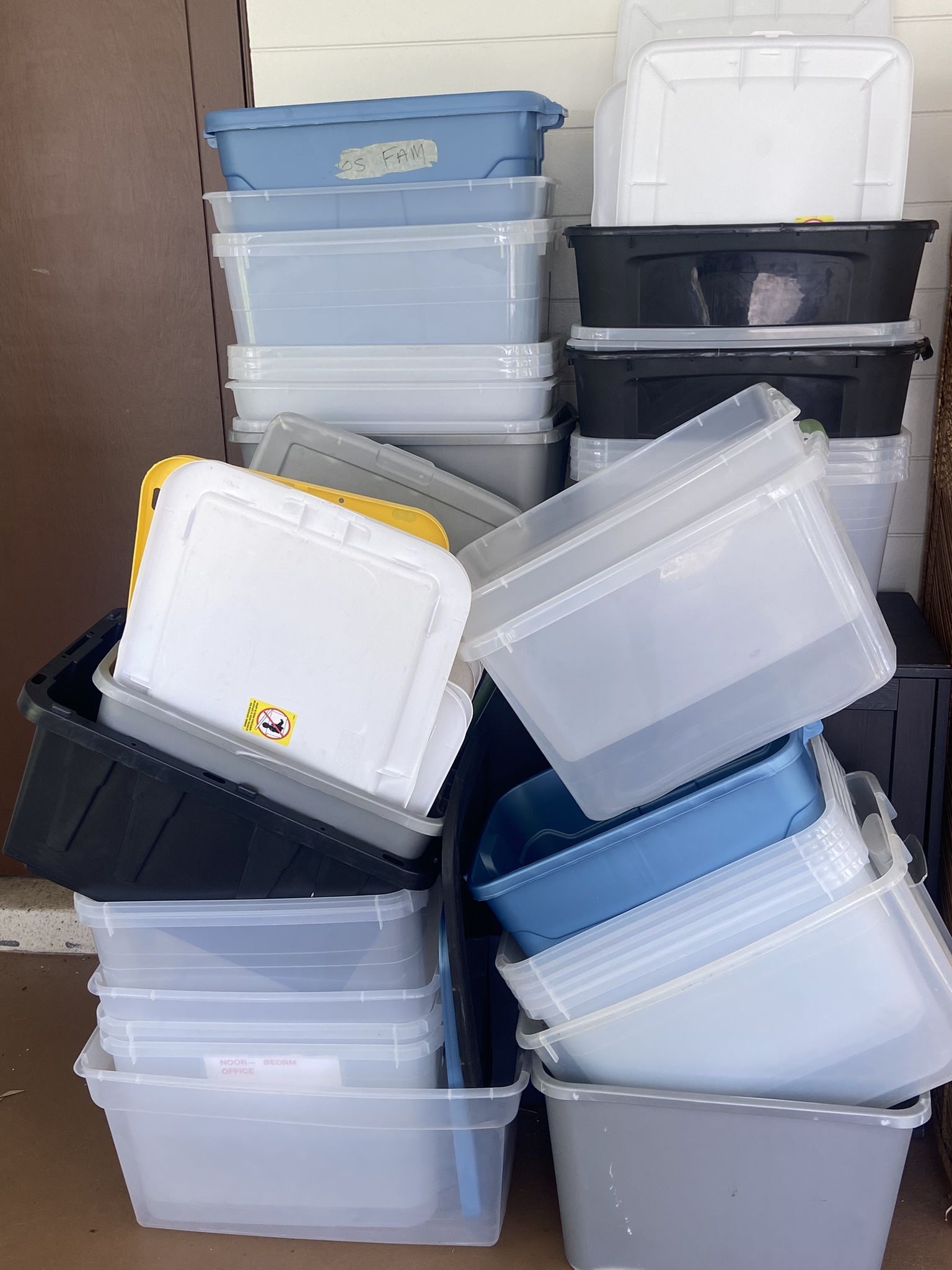 Plastic storage bins