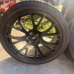 Dodge Challenger, Dodge Challenger scat pack set a four wheels