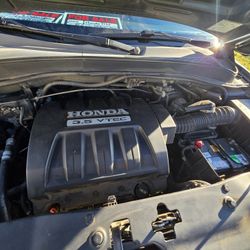 Honda Pilot EX-L AWD - Reliable 4WD SU