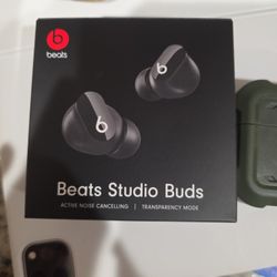 Beats buds Including Dexnor Case 