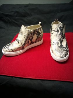 Time And True Women's Shoe