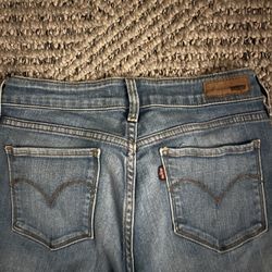 Levis Boot Cut Jeans Size 6 