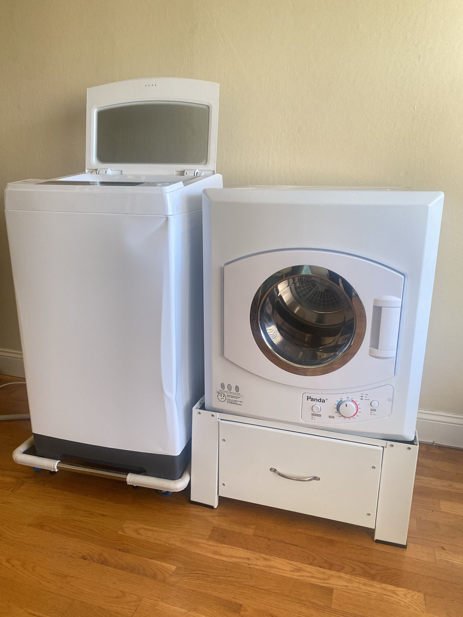 Like New | Barely Used | Apartment Washer And Dryer On Wheels 