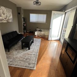 Private Master Bedroom in Prunedale 