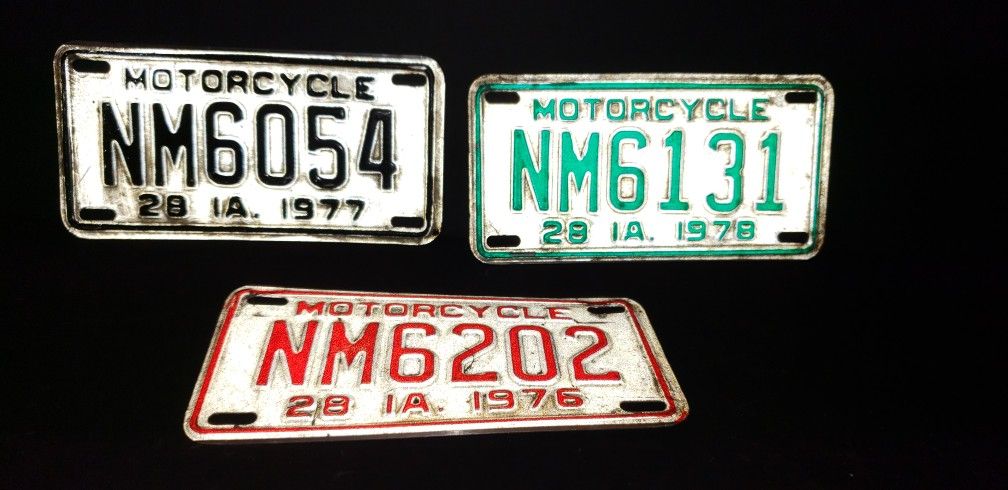 Vintage MOTORCYCLE License Plates - 1976, 1977, 1978 for Sale in Lorain