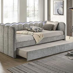 $499 Twin Day Bed W Mattress Included