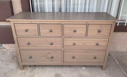 Ikea Hemnes Solid Wood 8 Drawer Dresser