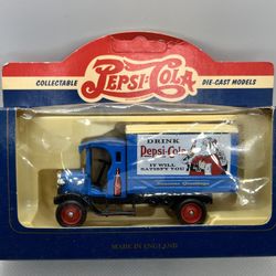 Vintage Dennis Delivery Van Pepsi Die-cast Model