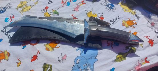 Large Fixed Blade Knife with Leather Sheath