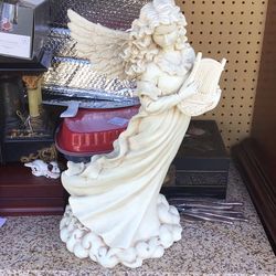 Statue