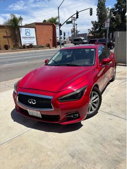 2015 Infiniti q50