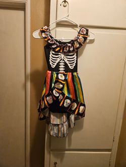 Girls size small sugar skull costume with mask by Spirit Halloween