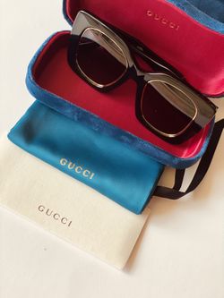 NWT Women’s Black & Gold Gucci GG1151s - 001 Sunglasses