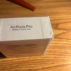 Apple AirPod Pros 1st Gen 