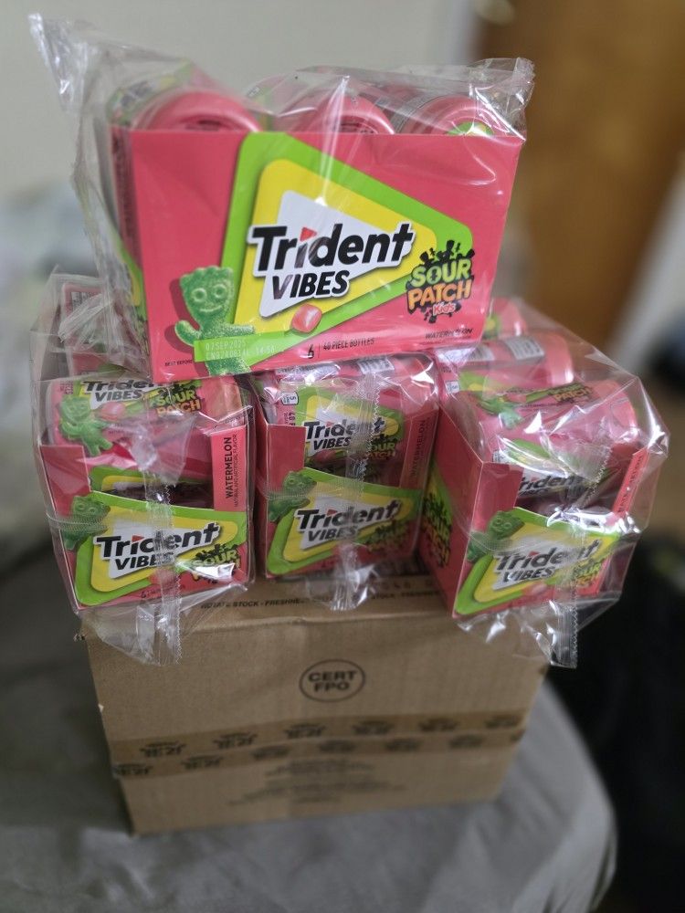 Trident vibes Sour Patch sugar free gum box ( 24 bottles per box)