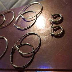 🩷 Earrings - Never Used - Still Available 