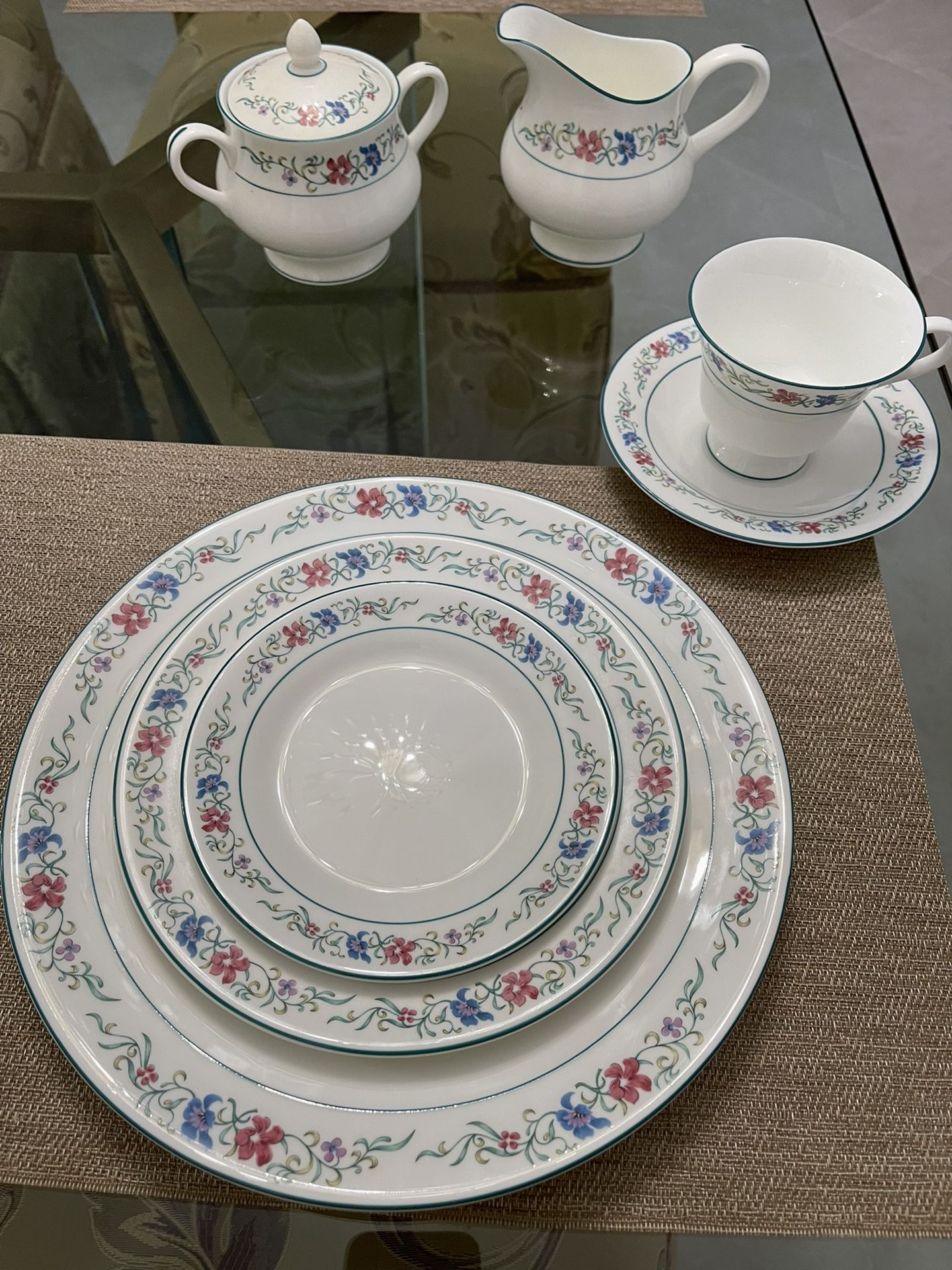 Wedgwood China Service For 8
