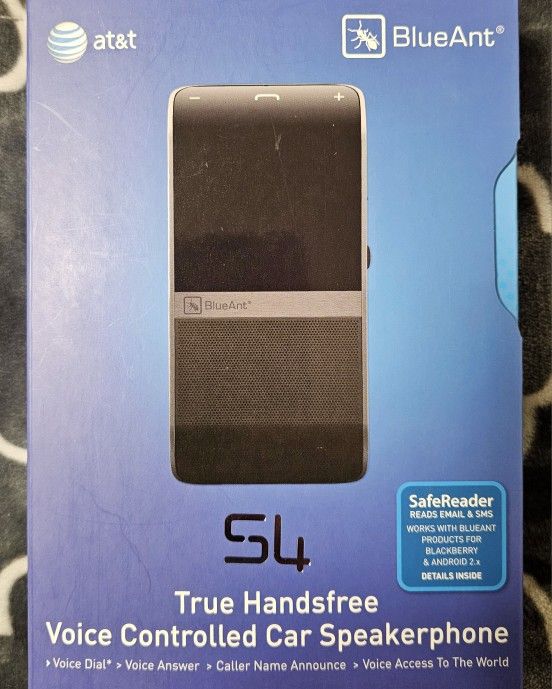 Car Speakerphone: Includes Bluetooth Voice Control (Great Condition)
