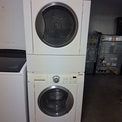 Frigidaire Washer Dryer Set 
