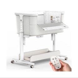 Baby Rocking Bassinet With Remote